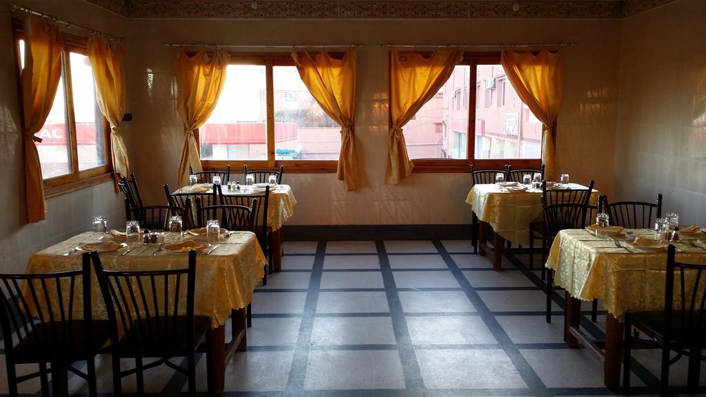 Hotel Mandar Saghrou Tazakhte Kelaat-M'Gouna Esterno foto